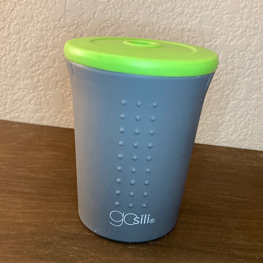 GoSili® 12oz Silicone Cup in Gray and Lime Green Lid